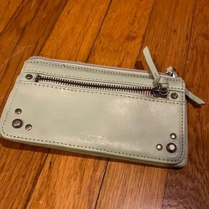 The Sak wallet